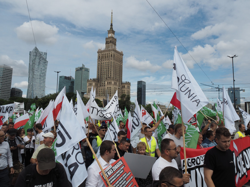 Podczas protestu wielokrotnie podkreślano problem wynikający z podnoszenia stóp procentowych, fot. A.T.