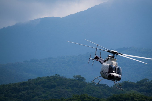 Rolnik został raniony przez smigło helikoptera, Foto: Pixabay/carloroberto9 Rolnik pochwycony przez śmigło helikoptera