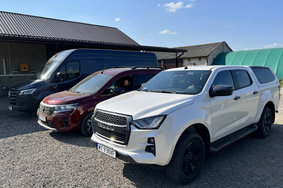 Przetestowaliśmy trzy auta: Nissan Townstar – nowy panel van, Mercedes Sprinter – furgon oraz klasyczny pickup Isuzu D-Max, fot.kh