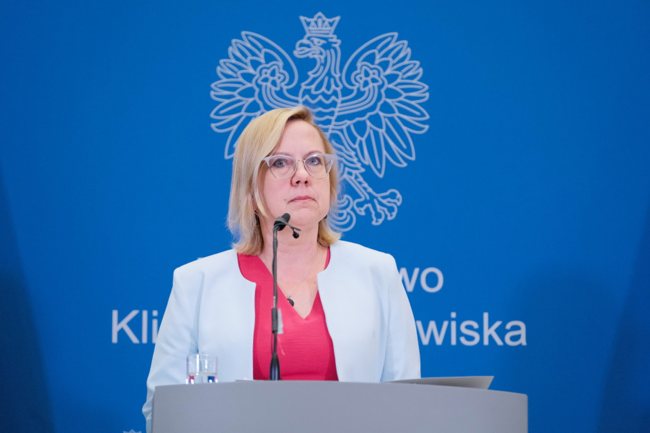 Minister Moskwa: Solidarność nie powinna wiązać się z przymusem, fot. PAP/Mateusz Marek