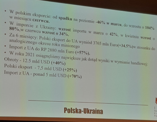 Slajd z wystąpiepienia J. Piechocińskiego