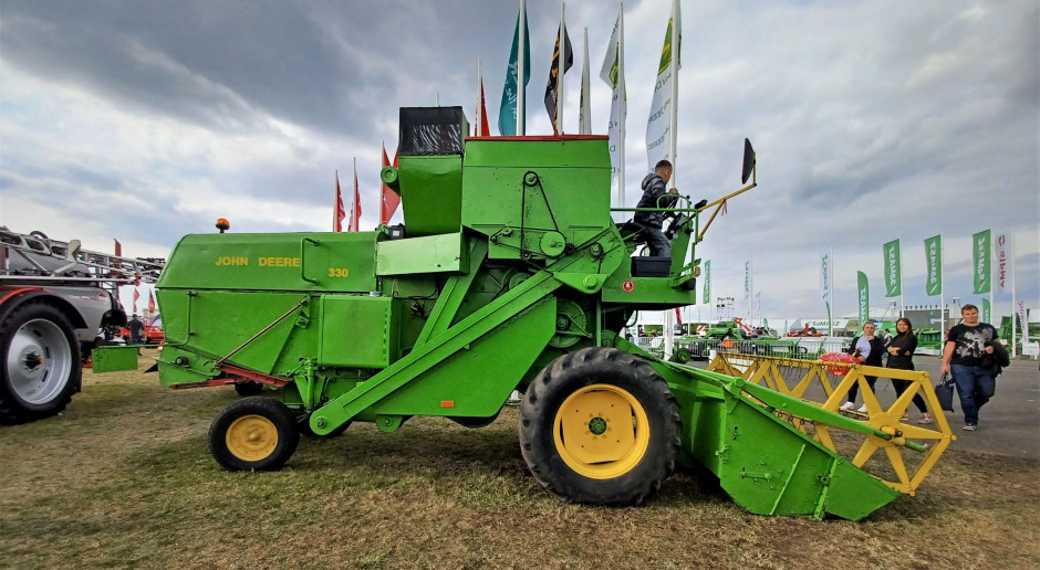 Kombajnowe dwie epoki Johna Deere’a na polskich polach