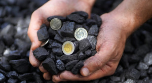 Węgiel będzie sprzedawany przez gminy dalej po sezonie grzewczym