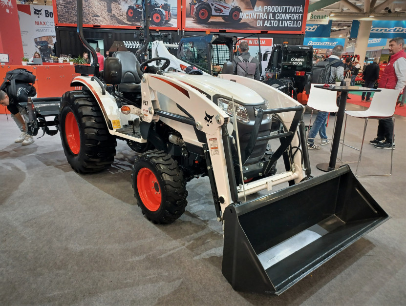 Ciągnik Bobcat CT2040 podczas targów EIMA International 2022 w Bolonii, fot. K.Pawłowski