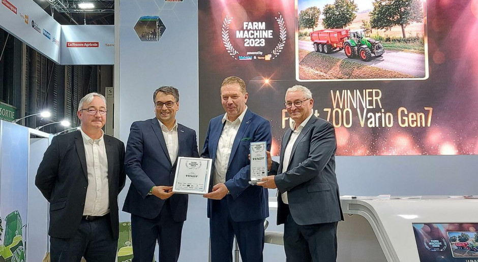 Przedstawiciele Fendta z nagrodą dla najlepszego ciągnika w kategorii L (180 - 280 KM), fot. mat. prasowe AGCO 