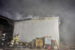 Strażacy ugasili pożar tartaku w Tucznie