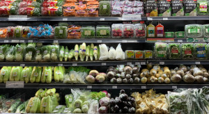 Koniec z pakowaniem owoców i warzyw w plastik? Polacy popierają wdrożenie zakazu