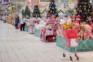 Większość Polaków zamierza ograniczyć wydatki na świąteczne zakupy spożywcze