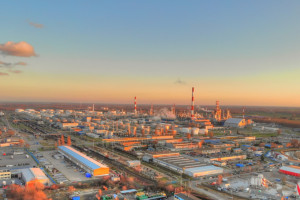 PKN Orlen zaprzecza, by Polska straciła kontrolę nad Rafinerią Gdańską