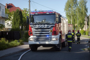 Pożar w oborze z bydłem. Byki udało się uratować
