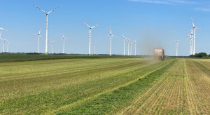 Minimalna odległość turbin wiatrowych od zabudowań ma wynosić 700 m. Nowela z podpisem prezydenta