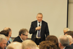 Kowalczyk: Przy tak dużych tąpnięciach cenowych powinna być dostępna interwencja rynkowa