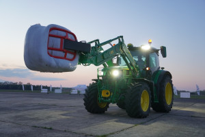 Sprzedaż ciągników w styczniu: John Deere, New Holland i Kubota na podium