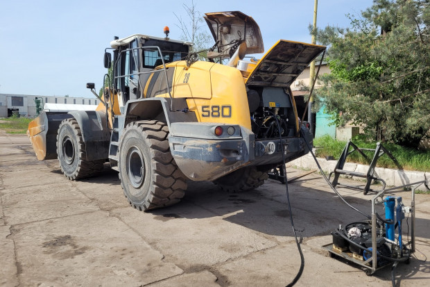 Mikrofiltracja olejów to szansa na zapobiegnięcie poważniejszych awarii układów hydraulicznych fot. Facebook/Ad Moto Mikrofiltracja oleju – jakie daje korzyści i ile to kosztuje? Cz.1