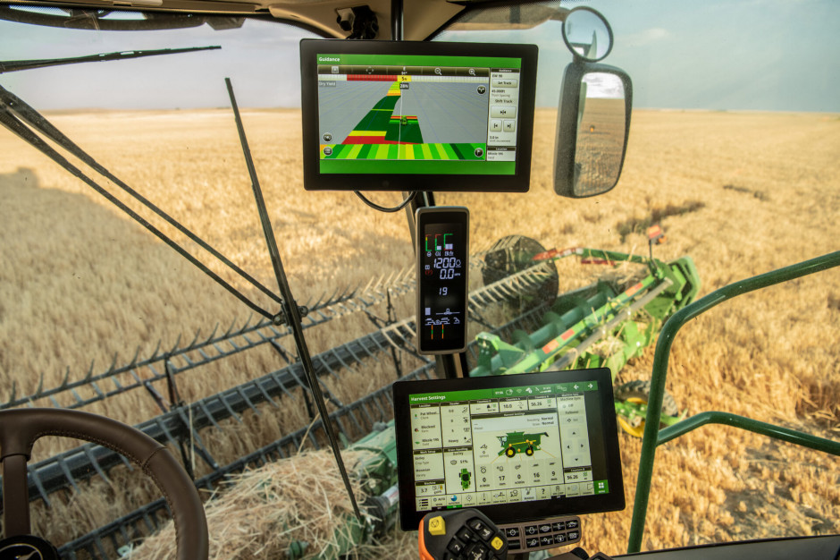 Nowe niezbędne elementy technologii rolnictwa precyzyjnego John Deere zostały opracowane tak, aby inteligentne rolnictwo wymagało od klientów mniejszego wysiłku. fot. mat. prasowe