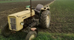 Skradziony traktor odnaleziony. Pomogło ogłoszenie na Facebooku