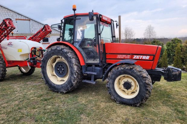 Na rynku wtórnym Zetory 10540 już zyskują na wartości fot. Tomasz Kuchta Zetor 10540. Rolnicy poszukują takich ciągników