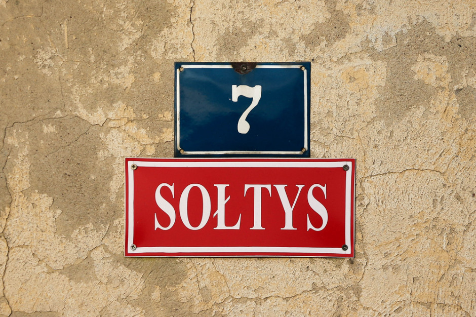 KRUS już wypaca sołtysowe, ilu seniorom przyznano takie świadczenie? fot. shutterstock