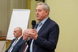 Minister Kowalczyk w Kietrzu o dzierżawach Top Farms