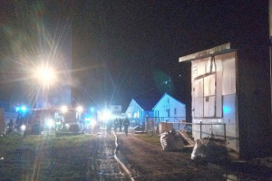 Pożar chlewni na Podlasiu. Spłonęło 1700 prosiąt