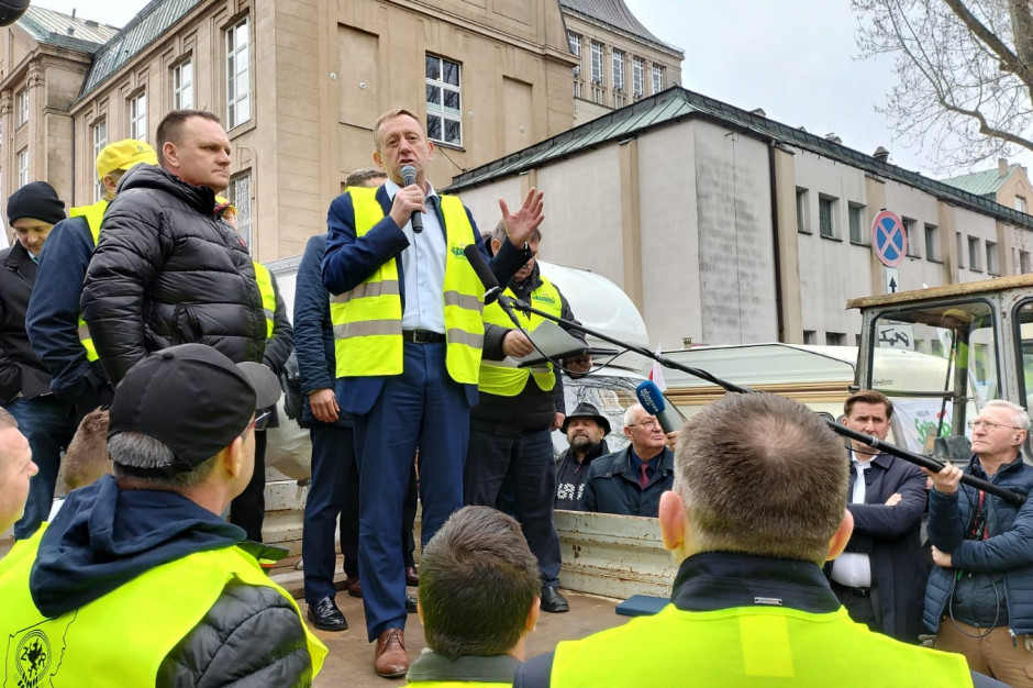 Minister rolnictwa zapowiada wstrzymanie importu ukraińskiego zboża, fot. AK