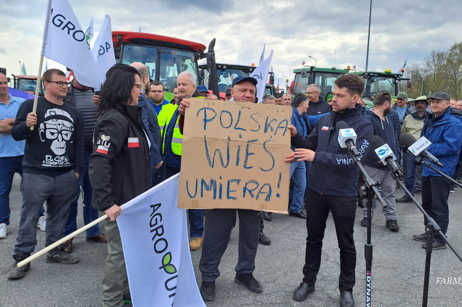 Rolnicy zrzeszeni przy Agrounii protestowali dzisiaj na Opolszczyźnie, fot MC