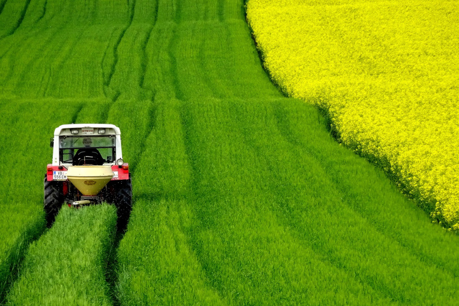 ARiMR udostępniła dane o średnich cenach zakupu / sprzedaży gruntów rolnych obowiązujących od 10 maja 2023 r., fot. pixabay