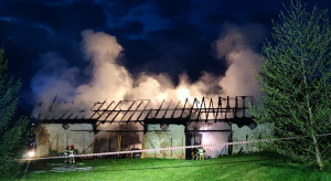 Pożar stodoły w gminie Głuchołazy. Przyczyny nieznane