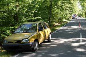 Pijany kierowca potrącił mężczyznę koszącego pobocze