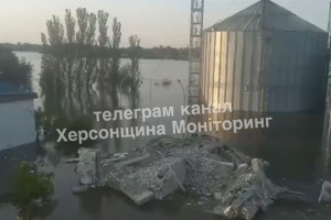 Rosjanie wysadzili tamę na Dnieprze. Katastrofa rolnicza i ekologiczna