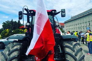 Protest w Nidzicy. Rolnicy odkryli kolejne wagony z ukraińskim zbożem