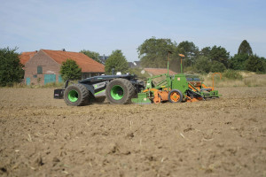 Agro Show 2023. Ciągnik autonomiczny AgBot