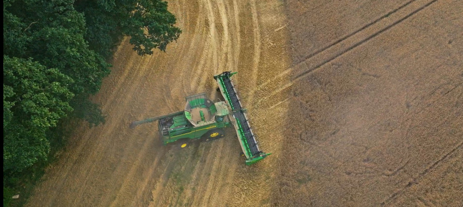 Zmiany klimatyczne i niepewne rynki zbóż sprawiają, że rolnicy potrzebują działać szybko i skutecznie. fot. mat. prasowe 