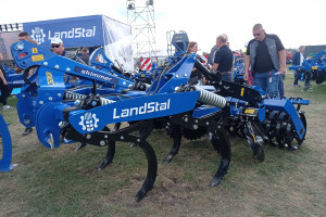 Pucharowy LandStal Skimmer mniejszy i za niecałe 29 tys. zł netto