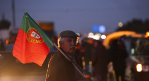 Portuguese farmers continue their protests despite the government's declaration of financial support