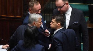 Farmers' protest causes another brawl in the Sejm.  Get to work and help farmers!