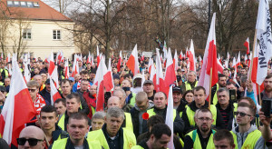 West Pomeranian Voivodeship: Farmers block the Parłówko junction on S3