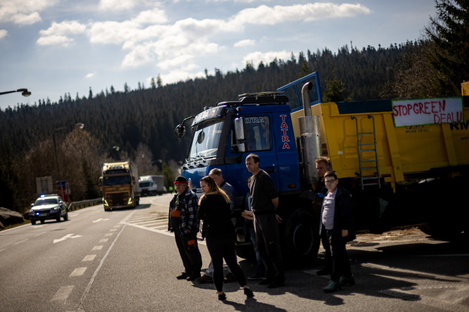 photo.  PAP/EPA/MARTIN DIVISION