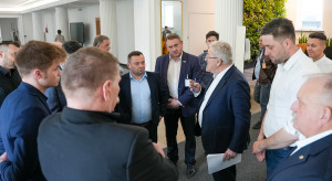 Most farmers left the building of the Ministry of Agriculture