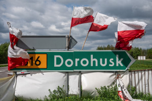 Wójt gminy rozwiązuje protest rolników w Dorohusku. Rolnicy nie opuszczą blokady