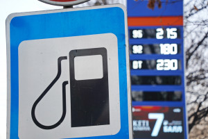 Ceny paliw prawdopodobnie spadną. To efekt majówkowych promocji