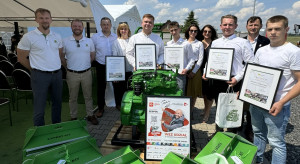 Young mechanics learn about John Deere engines