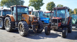 Ile motogodzin wytrzyma ciągnik? Gdzie jest granica między gratem a dobrą maszyną?