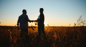 Dlaczego spada liczba grup producenckich w Polsce? Ekspert tłumaczy, co naprawdę zabija współpracę