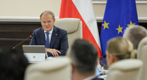 1300 zł dla każdego zamiast wszystkich innych świadczeń. Ministerstwo Finansów oszacowało koszty wypłat