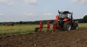 Zakaz sprzedaży ziemi rolnej przegłosowany w Sejmie. Co dalej?