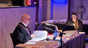 Proces ws. tzw. afery mlecznej. Rolnicy stanęli przed sądem