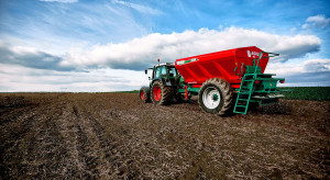 4 polskie rozsiewacze nawozu. Czym się różnią i ile kosztują?