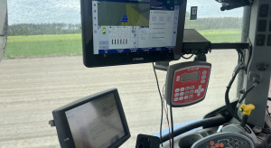 Siewnik punktowy z napędem elektrycznym. Ma wiele zalet, ale...