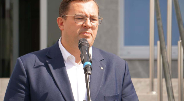Ważne. Minister ujawnił datę wcześniejszych wypłat zaliczek dopłat